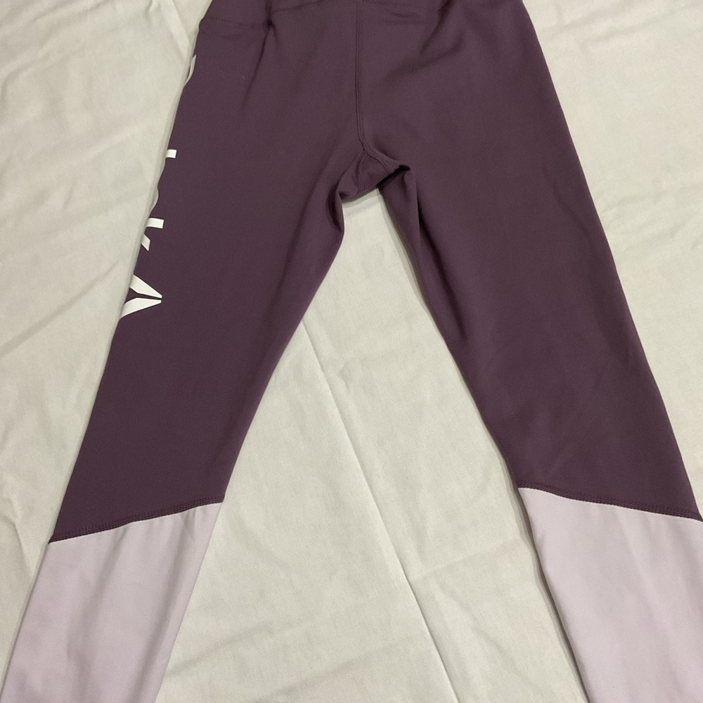 Reebok women’s Two-Tone Purple Leggings size extra small - Picture 5 of 9